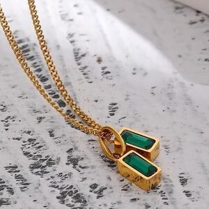 𝅺❗️RESTOCKED❗️NEW Emerald Green Gemstone 18K Gold Plated Necklace